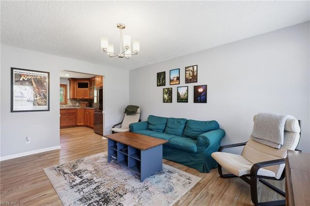 5369 Bagpipers LN, Virginia Beach, VA 23464