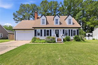 5369 Bagpipers LN, Virginia Beach, VA 23464
