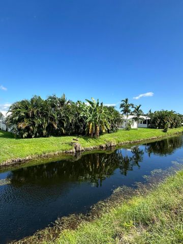 1702 SW 14th Avenue, Boynton Beach, FL 33426