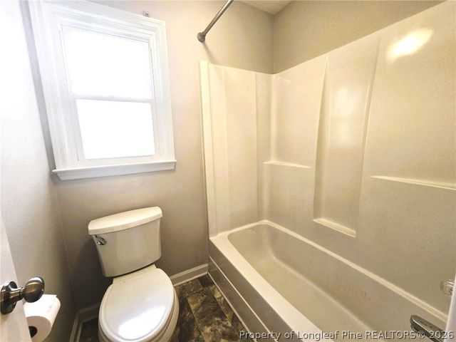 7786 Dragonhead Road, Fayetteville, NC 28311