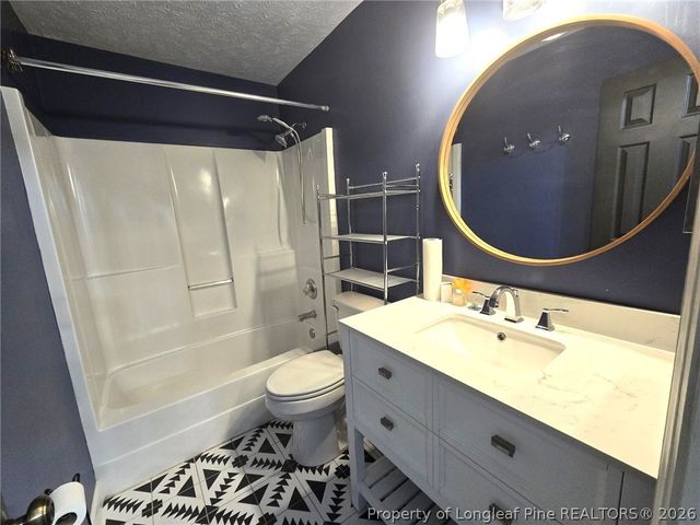 7786 Dragonhead Road, Fayetteville, NC 28311