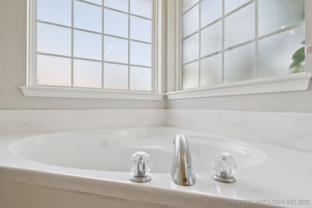 10007 N 101st East Avenue, Owasso, OK 74055