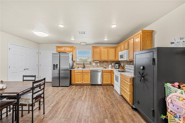 151 Private Road 3090, Lampasas, TX 76550