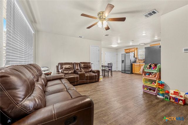 151 Private Road 3090, Lampasas, TX 76550