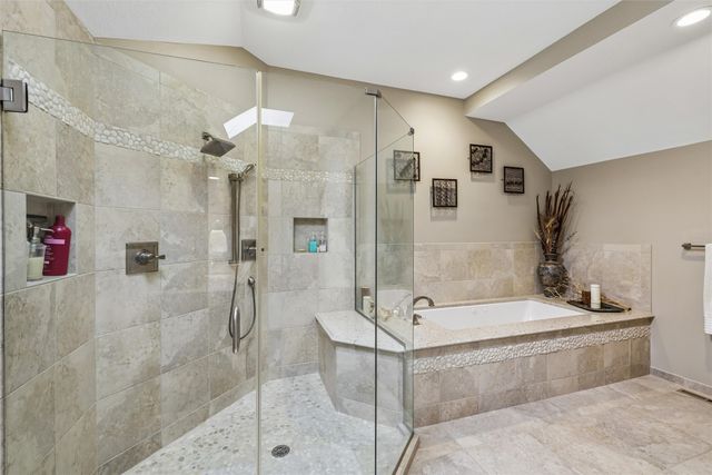 5712 Pommel Court, West Des Moines, IA 50266