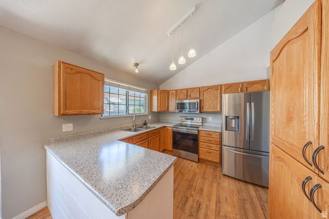 3048 W LINTON CIR, West Jordan, UT 84088
