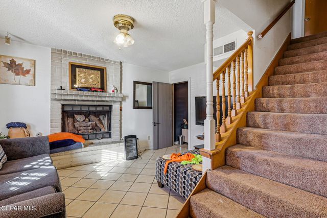 7859 Rosemary St, El Paso, TX 79915