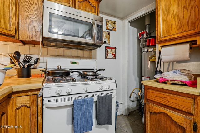 7859 Rosemary St, El Paso, TX 79915