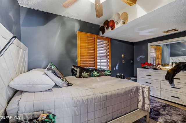 7859 Rosemary St, El Paso, TX 79915