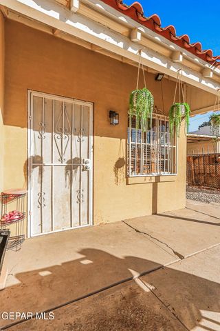 7859 Rosemary St, El Paso, TX 79915
