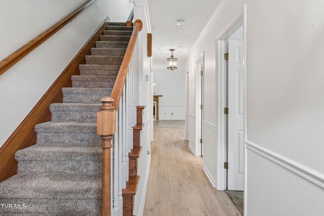 400 Sunset Drive Apt K50, Johnson City, TN 37604
