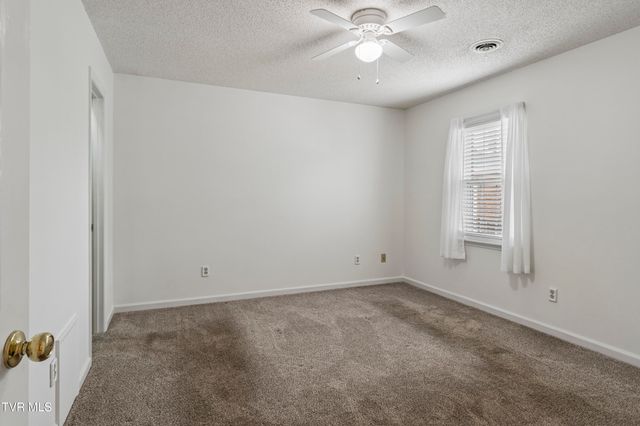 400 Sunset Drive Apt K50, Johnson City, TN 37604