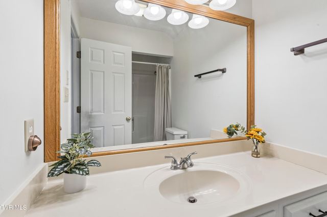 400 Sunset Drive Apt K50, Johnson City, TN 37604