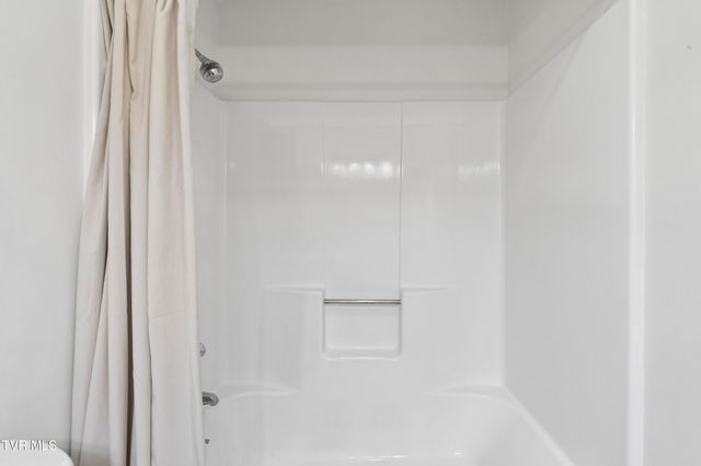 400 Sunset Drive Apt K50, Johnson City, TN 37604
