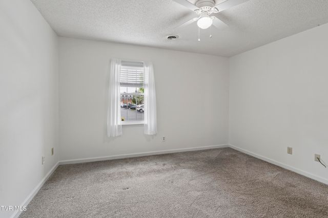 400 Sunset Drive Apt K50, Johnson City, TN 37604