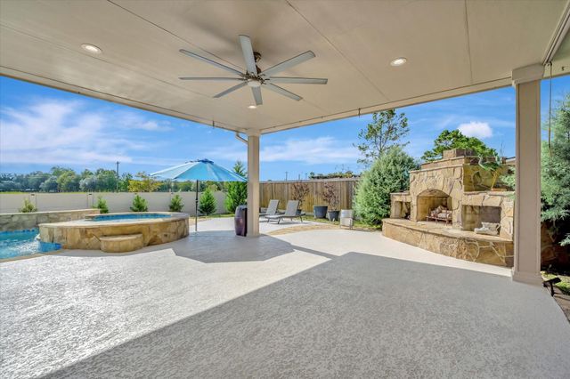 2847 Everett Drive, Friendswood, TX 77546