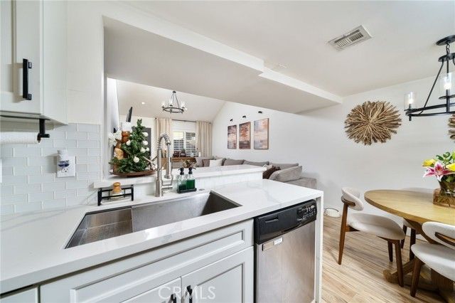 435 W 9th Street A6, Upland, CA 91786