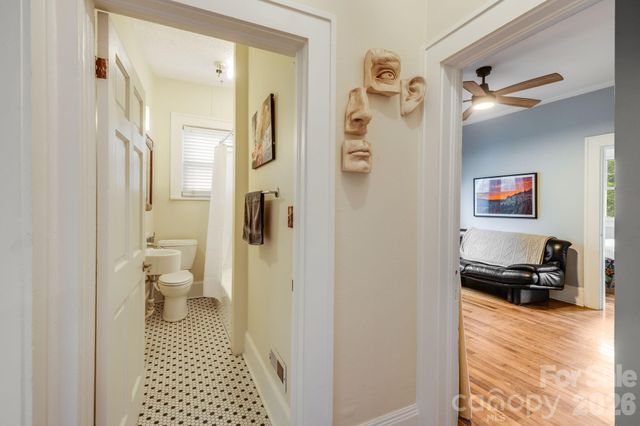 107 Courtland Avenue, Asheville, NC 28801