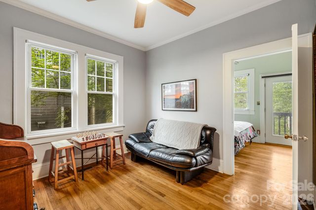 107 Courtland Avenue, Asheville, NC 28801