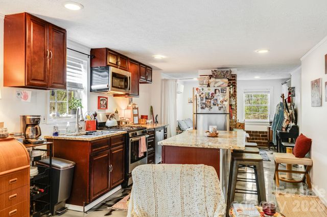107 Courtland Avenue, Asheville, NC 28801