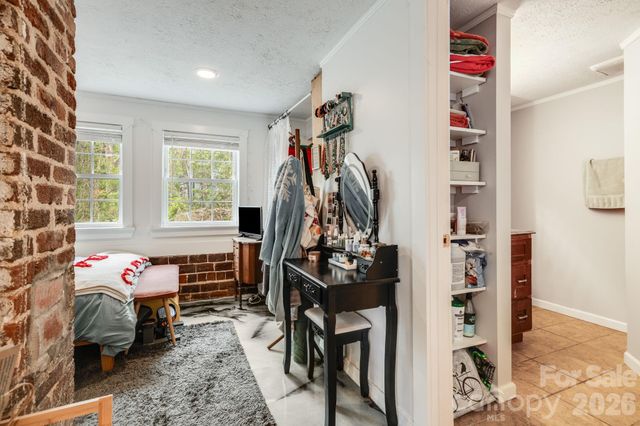 107 Courtland Avenue, Asheville, NC 28801
