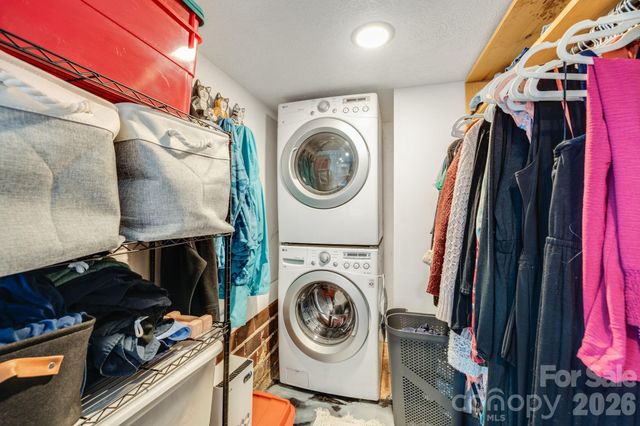 107 Courtland Avenue, Asheville, NC 28801