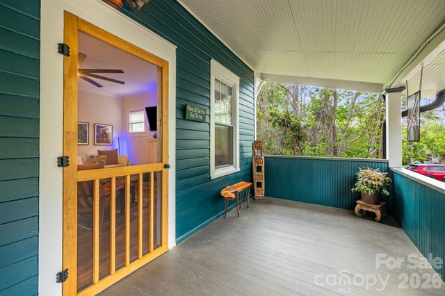 107 Courtland Avenue, Asheville, NC 28801