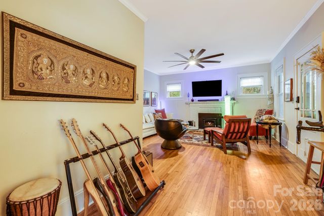 107 Courtland Avenue, Asheville, NC 28801