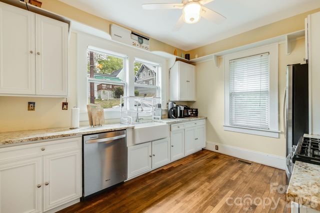 107 Courtland Avenue, Asheville, NC 28801