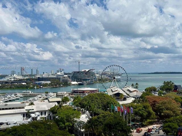 398 NE 5th St 4313, Miami, FL 33132