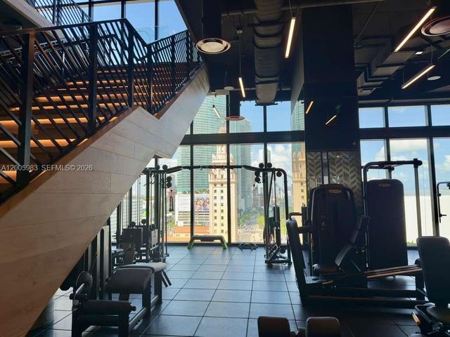 398 NE 5th St 4313, Miami, FL 33132