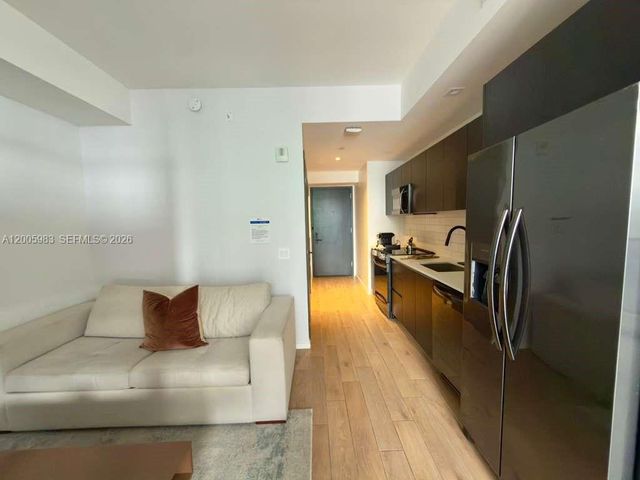 398 NE 5th St 4313, Miami, FL 33132