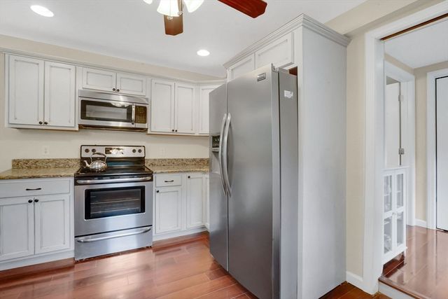 407 Monson Rd, Wilbraham, MA 01095