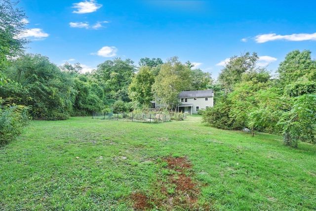 407 Monson Rd, Wilbraham, MA 01095