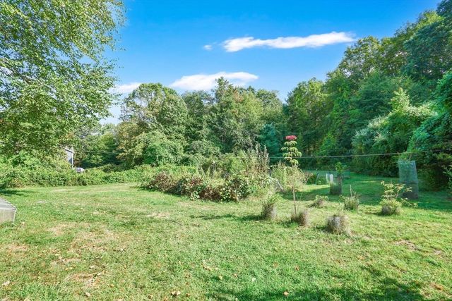 407 Monson Rd, Wilbraham, MA 01095
