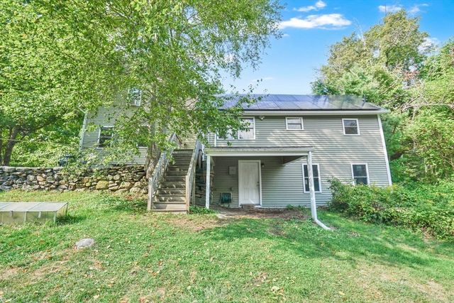 407 Monson Rd, Wilbraham, MA 01095