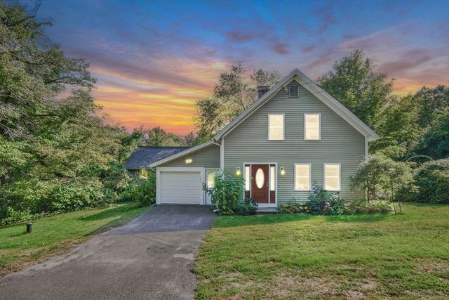 407 Monson Rd, Wilbraham, MA 01095
