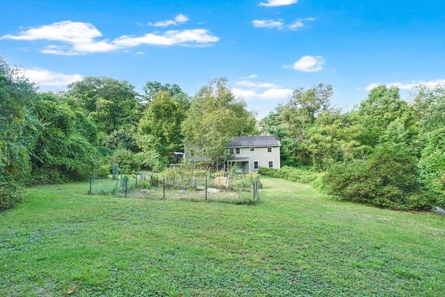 407 Monson Rd, Wilbraham, MA 01095