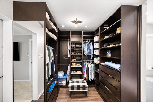 3810 Windswept Drive, Montgomery, TX 77356