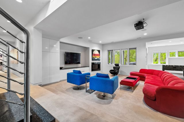 50125 Goldleaf Drive, Ames, IA 50014
