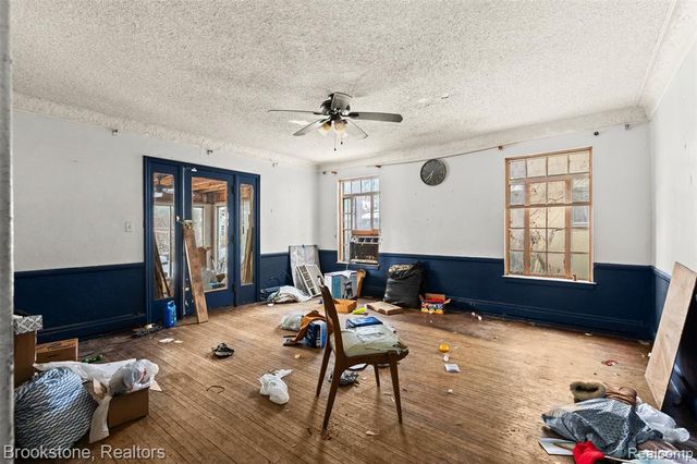 18215 Parkside Street, Detroit, MI 48221