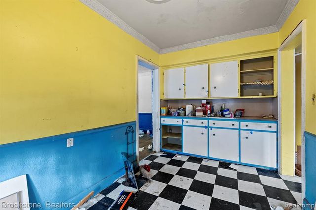 18215 Parkside Street, Detroit, MI 48221