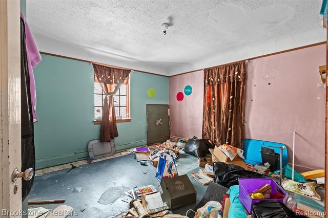 18215 Parkside Street, Detroit, MI 48221