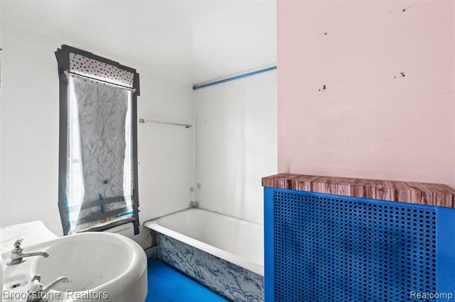 18215 Parkside Street, Detroit, MI 48221