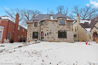 18215 Parkside Street, Detroit, MI 48221