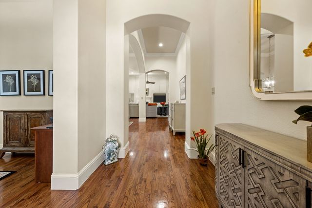 805 Creekview Lane, Colleyville, TX 76034