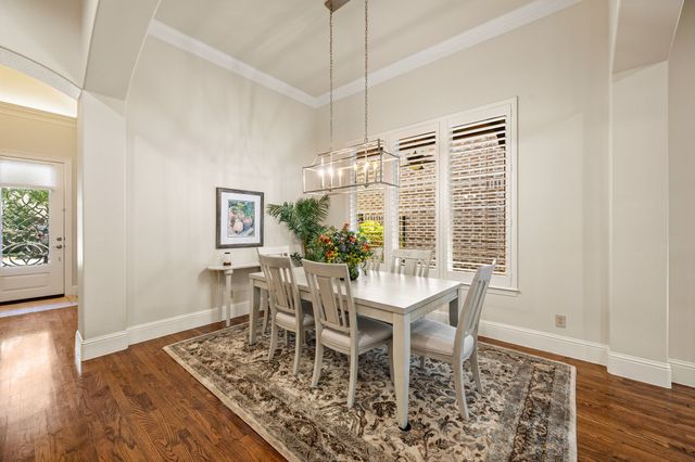 805 Creekview Lane, Colleyville, TX 76034