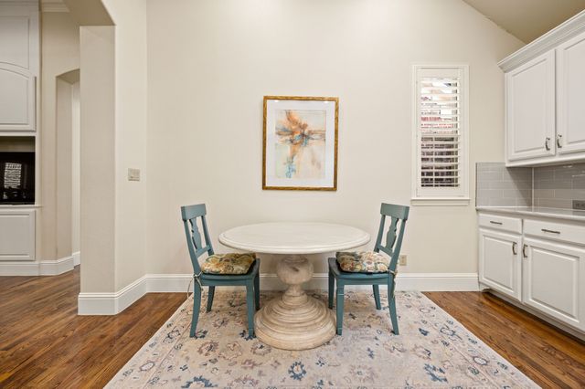 805 Creekview Lane, Colleyville, TX 76034