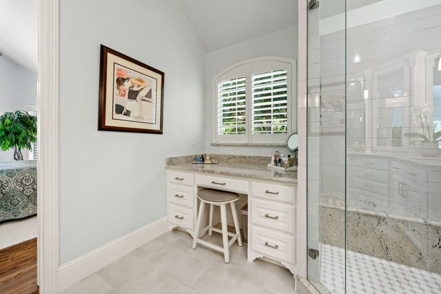 805 Creekview Lane, Colleyville, TX 76034
