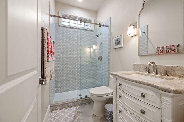 805 Creekview Lane, Colleyville, TX 76034
